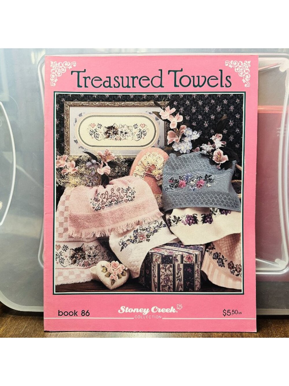 Treasured Towels Stoney Creek Cross-Stitch Pattern Book 86